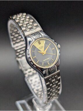 Vintage Citizen Silver-Tone Quartz Ladies Watch, Unique Two-Tone Abstract Dial